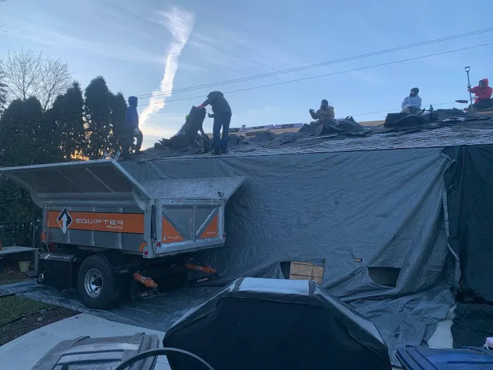 Tip Top Roofing & Gutters Picture 5