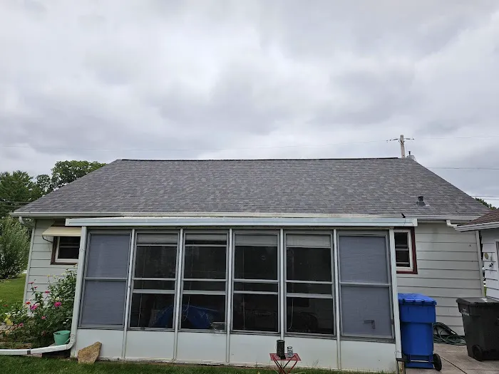 Ready Roofing LLC Picture 1