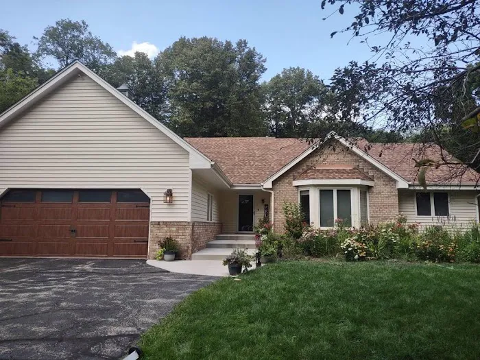 Modern Exterior Roofing Picture 8