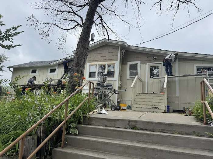 Ladders Up Exteriors Picture 3