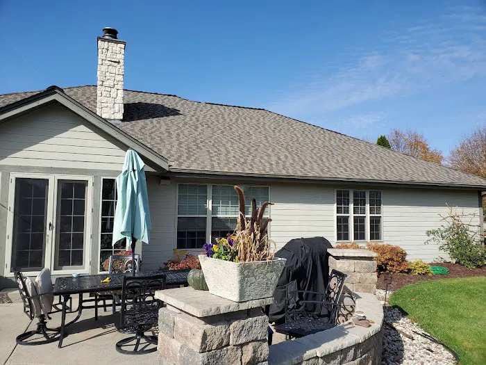 Rob's Roofing LLC Picture 2