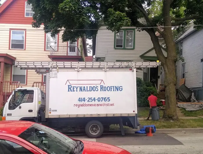 Reynaldo's Roofing Picture 1