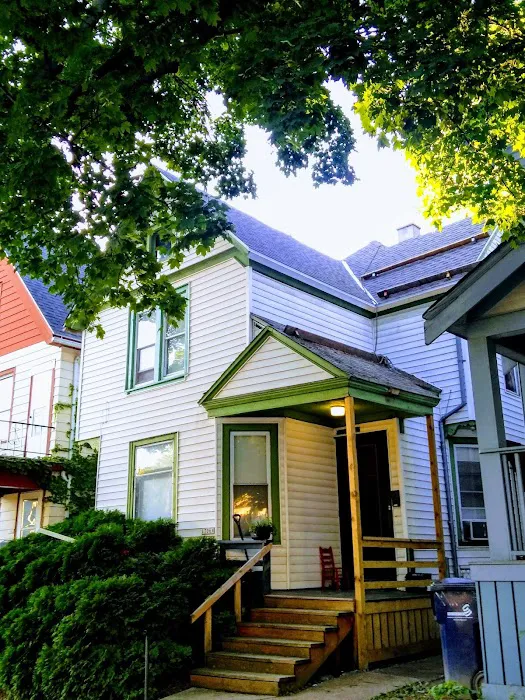 Reynaldo's Roofing Picture 2