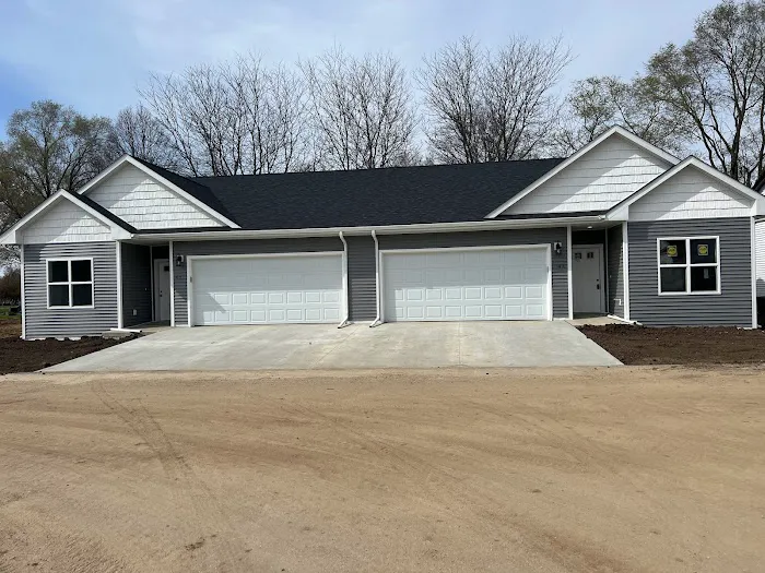 H&H Exteriors INC Picture 7