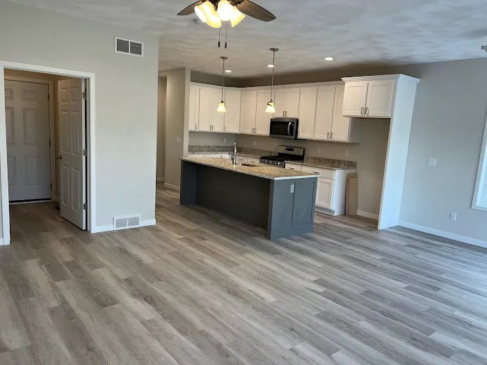 H&H Exteriors INC Picture 6