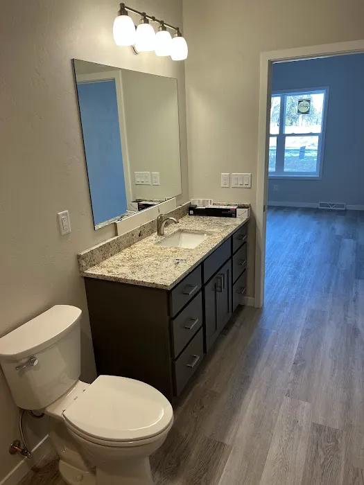 H&H Exteriors INC Picture 4