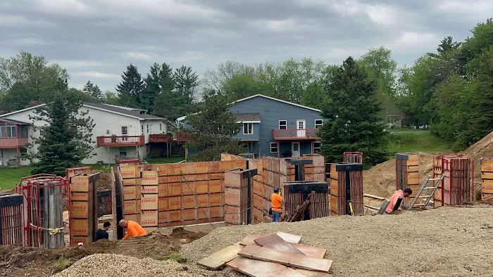 H&H Exteriors INC Picture 5