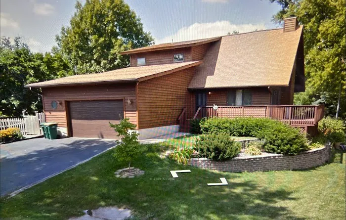 Distinct Exteriors & Roofer in Janesville Picture 3