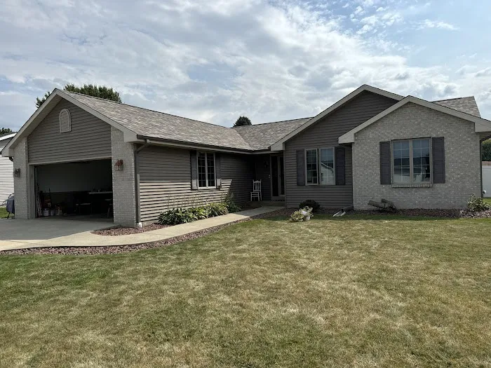 H & H Exteriors Inc Picture 4