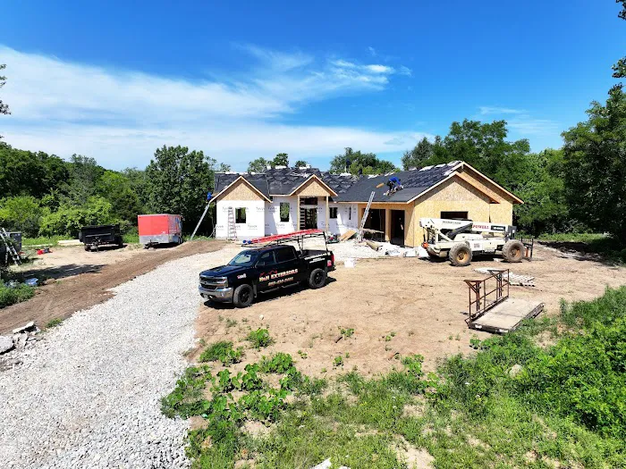 H & H Exteriors Inc Picture 10