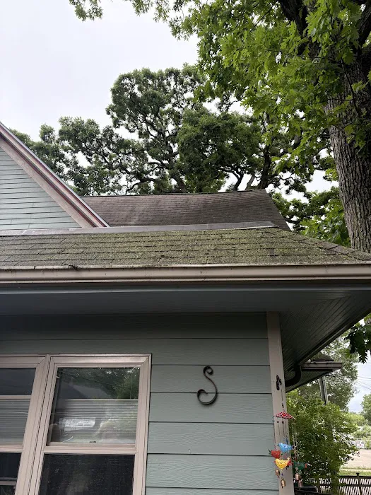 Roofing Specialists Picture 2