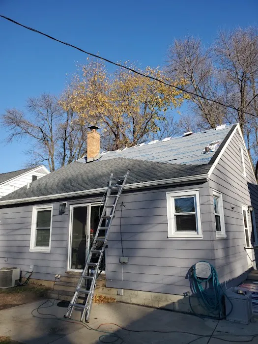 Masters Roofing LLC Picture 1