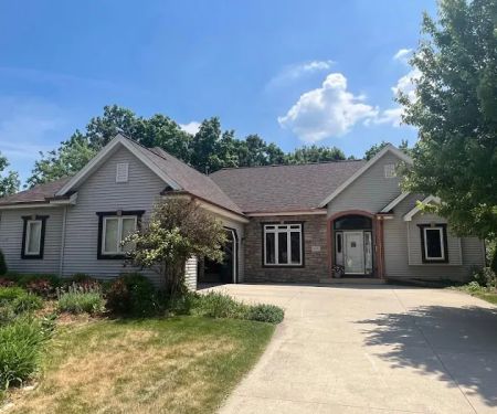 Wisconsin Roofing, LLC