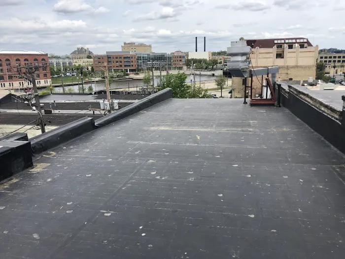 Wisconsin Roofing, LLC Picture 2