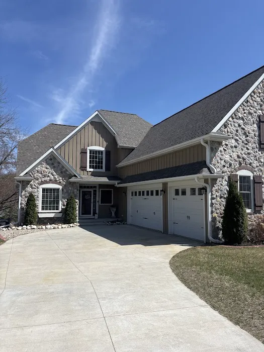 Kettle Moraine Exteriors Inc Picture 1