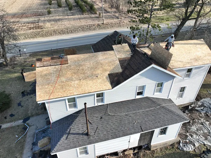 Putnam Exteriors LLC Picture 9