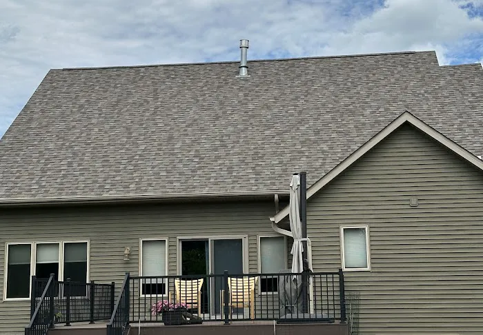 Putnam Exteriors LLC Picture 6