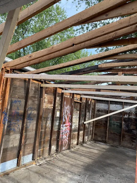 Putnam Exteriors LLC Picture 2