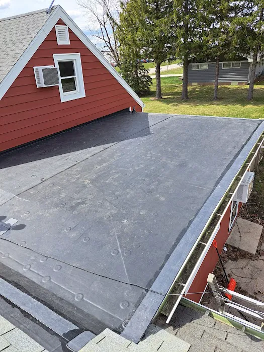 Madison Roofing Service and Repair Llc Picture 2