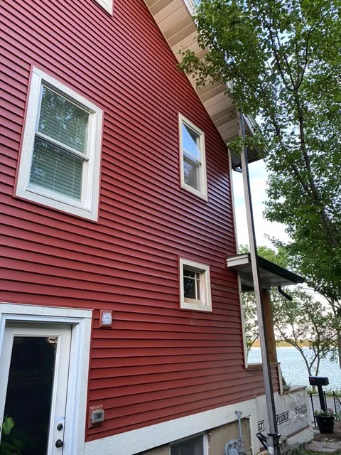 BROTHERS ROOFING LLC Picture 5