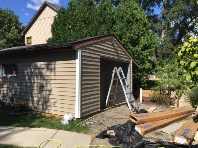 T&R Construction Picture 6