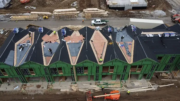 Angel's Exterior Picture 2