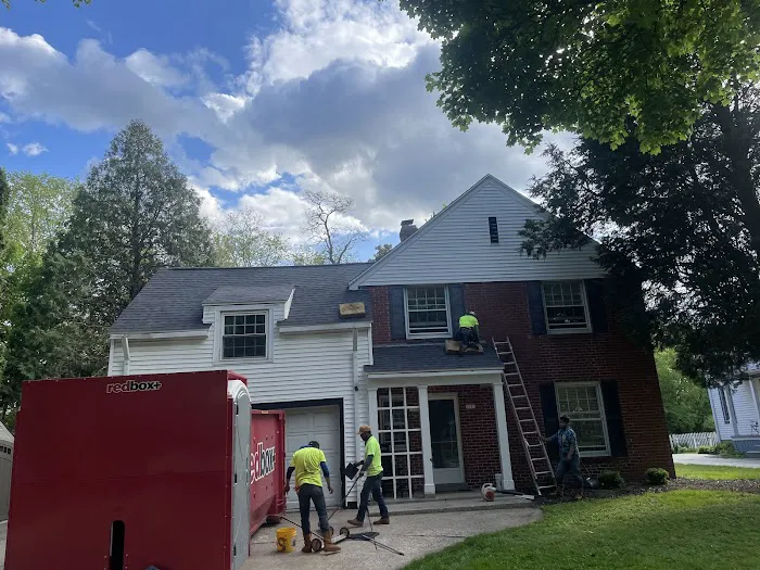 West Bend Construction Picture 6