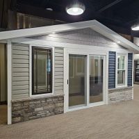 Larson's Home Exteriors ico