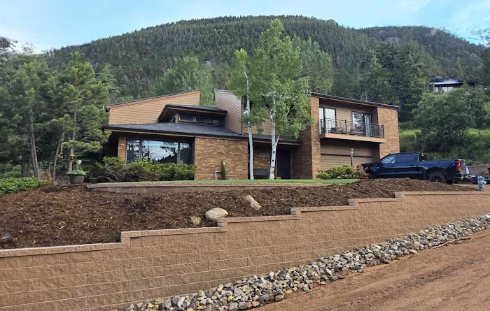 Frontline Exteriors Picture 3