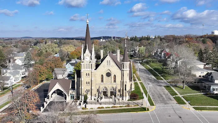 Isthmus Roofing Picture 6