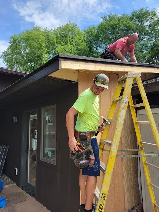 Strander Roofing & Seamless Gutters Picture 4