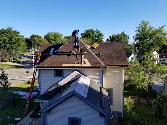 GALLARDO ROOFING LLC Picture 3