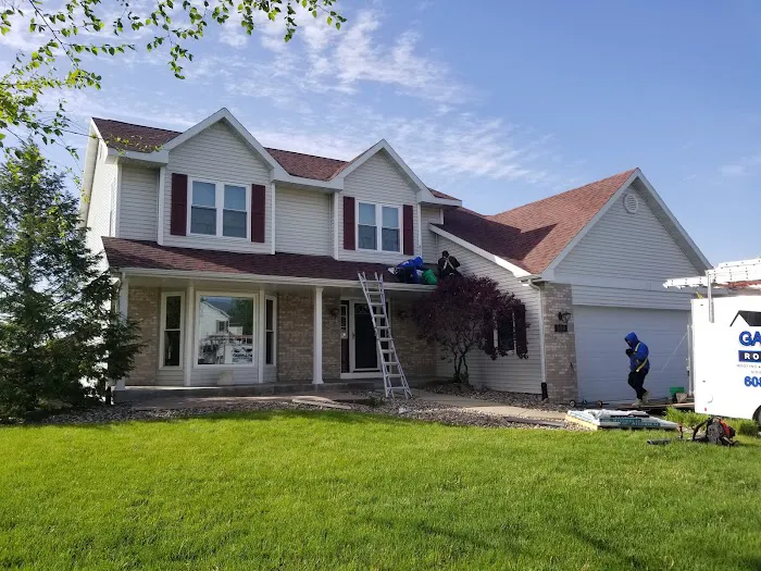 GALLARDO ROOFING LLC Picture 8