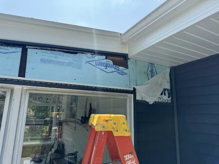 Modern Roofing Picture 5