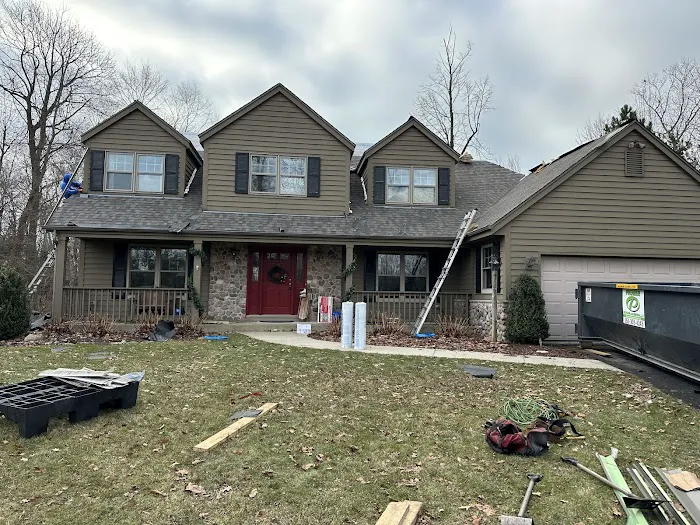 Peak and Valley Roofing Company Picture 10