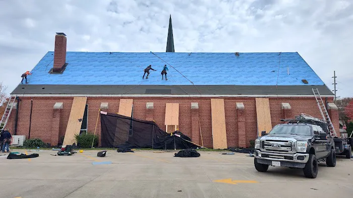 Huskie Exteriors Picture 4