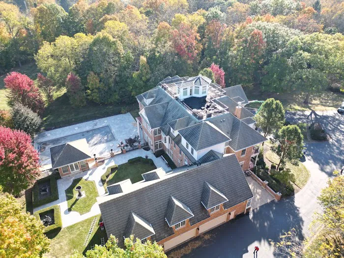 Huskie Exteriors Picture 2