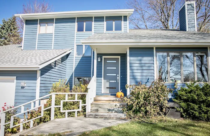 Prairie Exteriors & Painting, LLC Picture 10