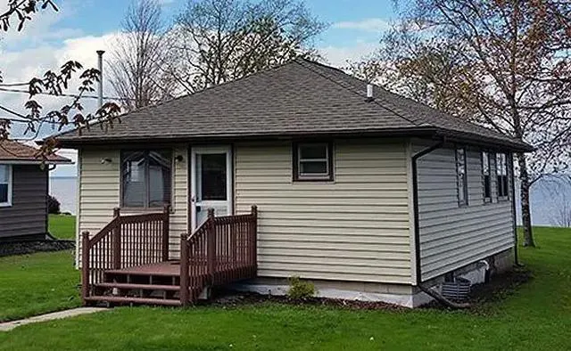 JAM Exteriors Picture 2