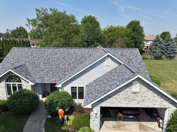 Sombreros Roofing Picture 5