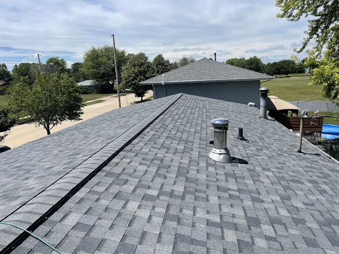 MBE ROOFING SPECIALISTS LLC Picture 2