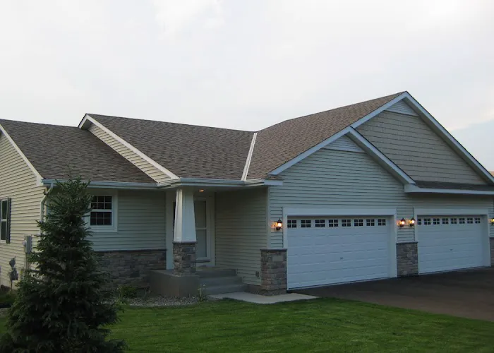 Upside Roofing LLC Picture 1