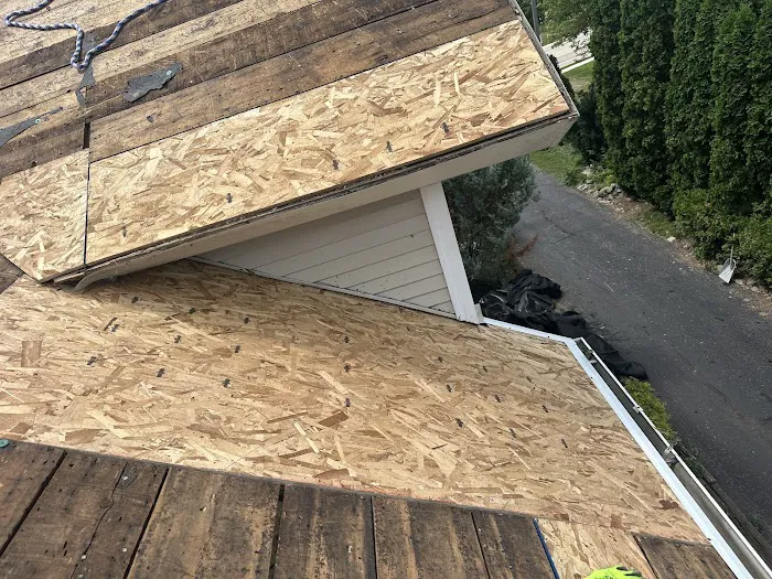 G would Exteriors Picture 9