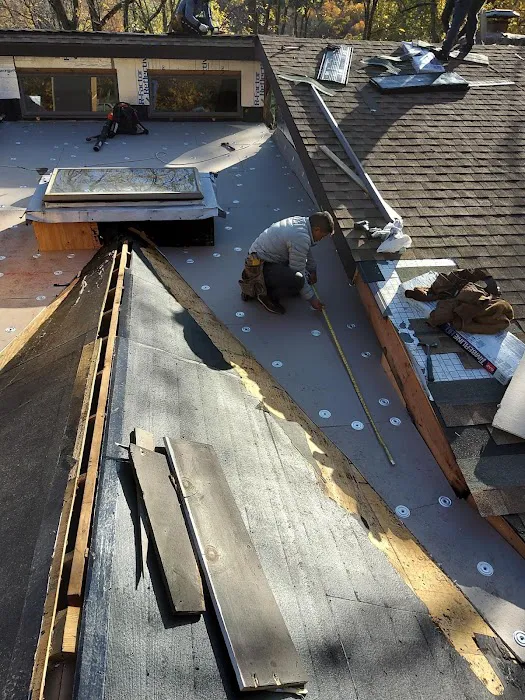 G would Exteriors Picture 8