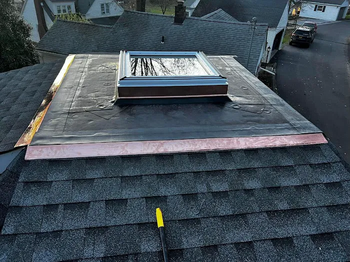 G would Exteriors Picture 6