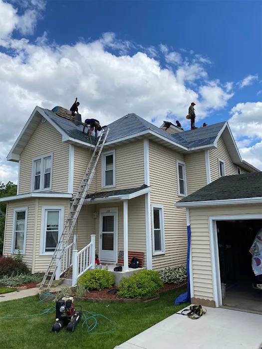 Ripon Area Roofing LLC Picture 2
