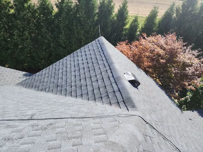 Gellings Roofing & Siding Picture 10