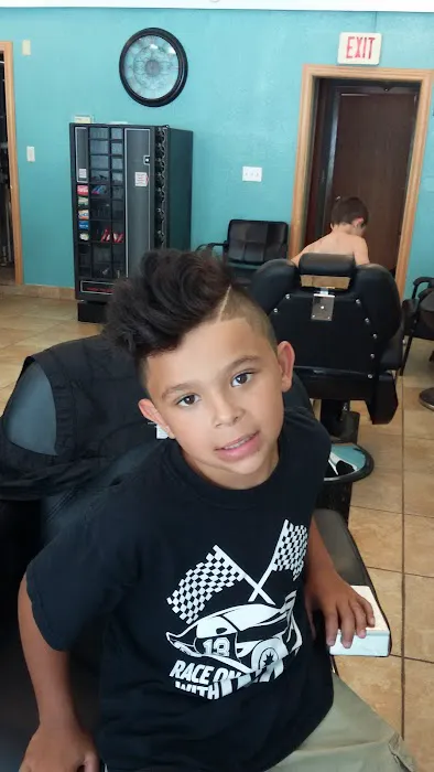 Mullens Siding & Roofing Picture 2