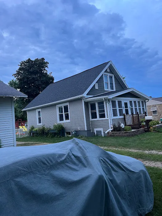 Schmidt Roofing Picture 1