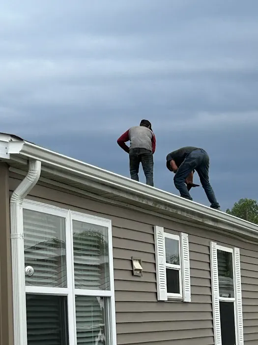 Top Notch Roofing & Exteriors, INC. Picture 3